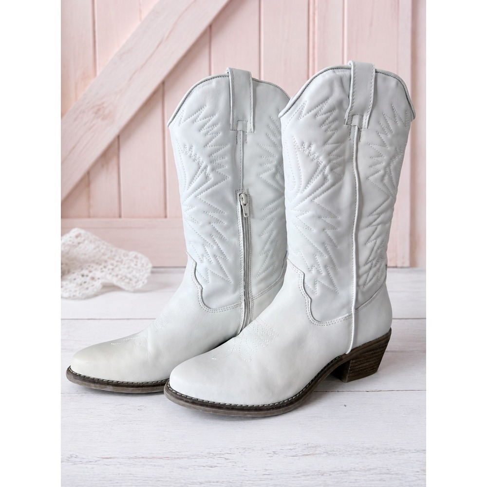 Steve Madden Hayward White Leather Western Cowboy Boots Women's Size 10M NWOB